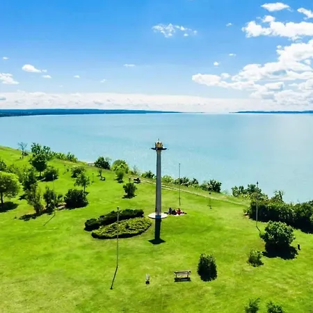 Vilagos Kert Garden -balatonvilagos Balatonvilágos