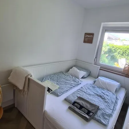 Vilagos Kert Chill House Sauna בית נופש Balatonvilágos