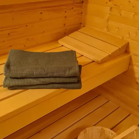 بيت للعطل Vilagos Kert Garden -balatonvilagos Balatonvilágos